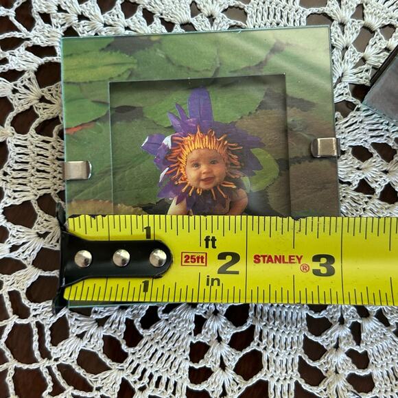 Set of 2 Vintage Anne Geddes 3” x 3” Mini Picture Frames - Picture 6 of 10